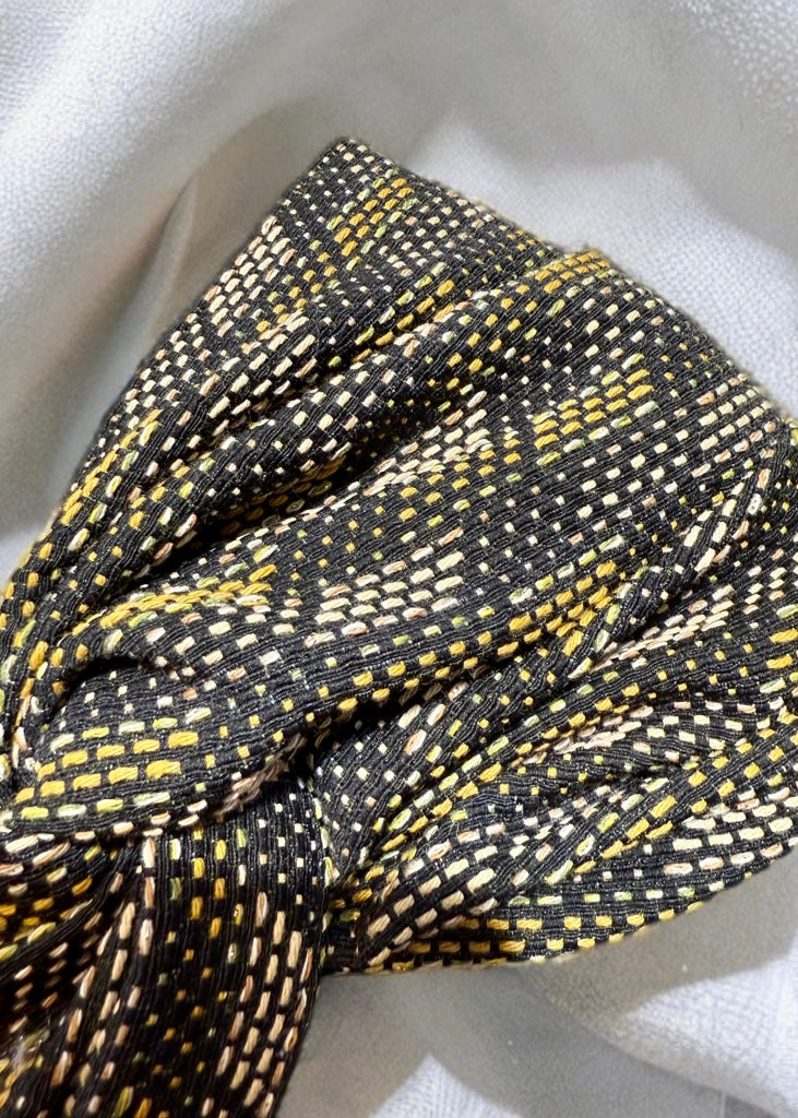 Turban Nattée Vert Jaune Ecru Fond Noir