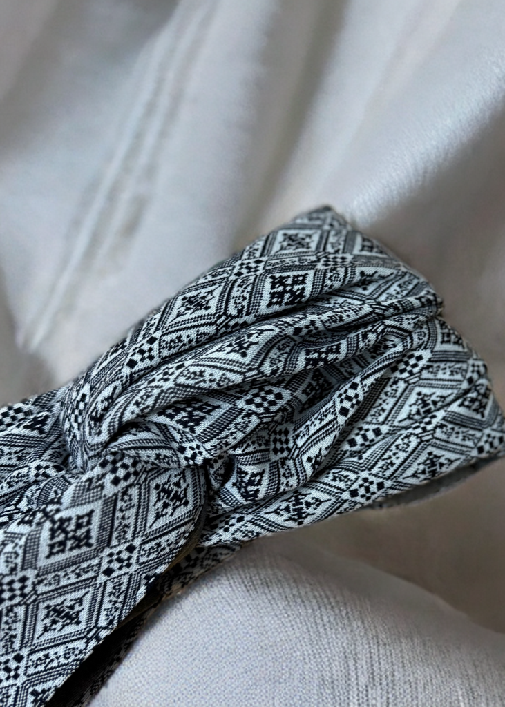 Turban jacquard noir et blanc imprimé