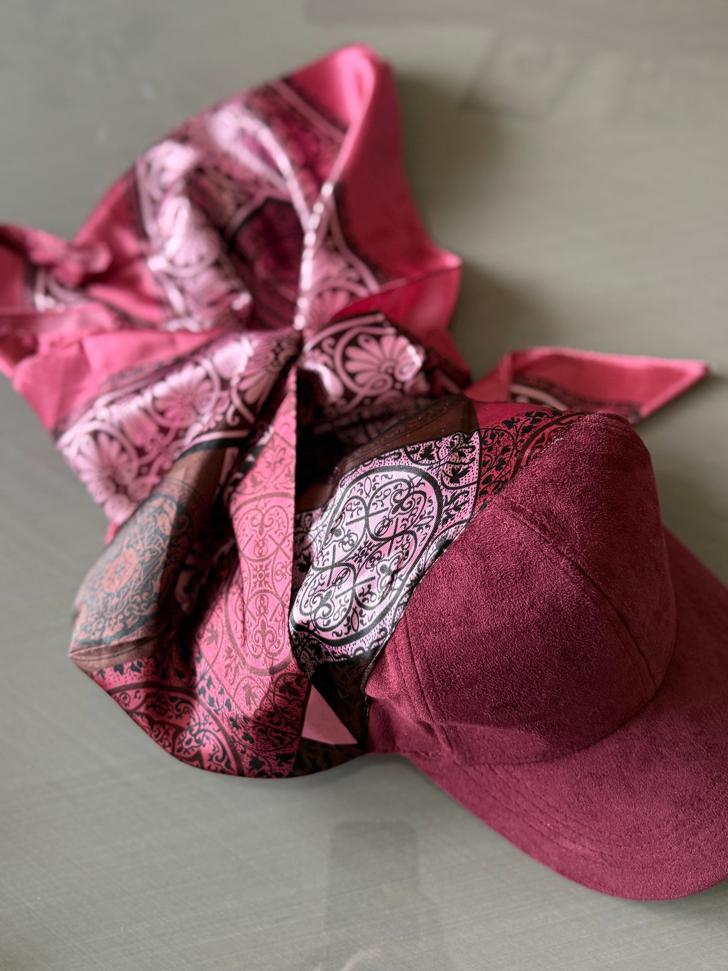 Casquette Foulard rouge bordeaux