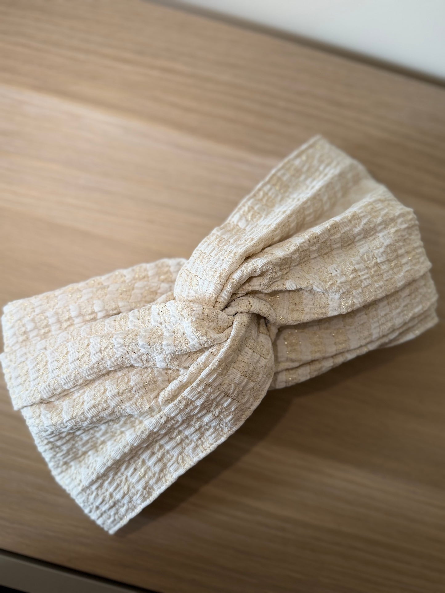 Turban beige et dore