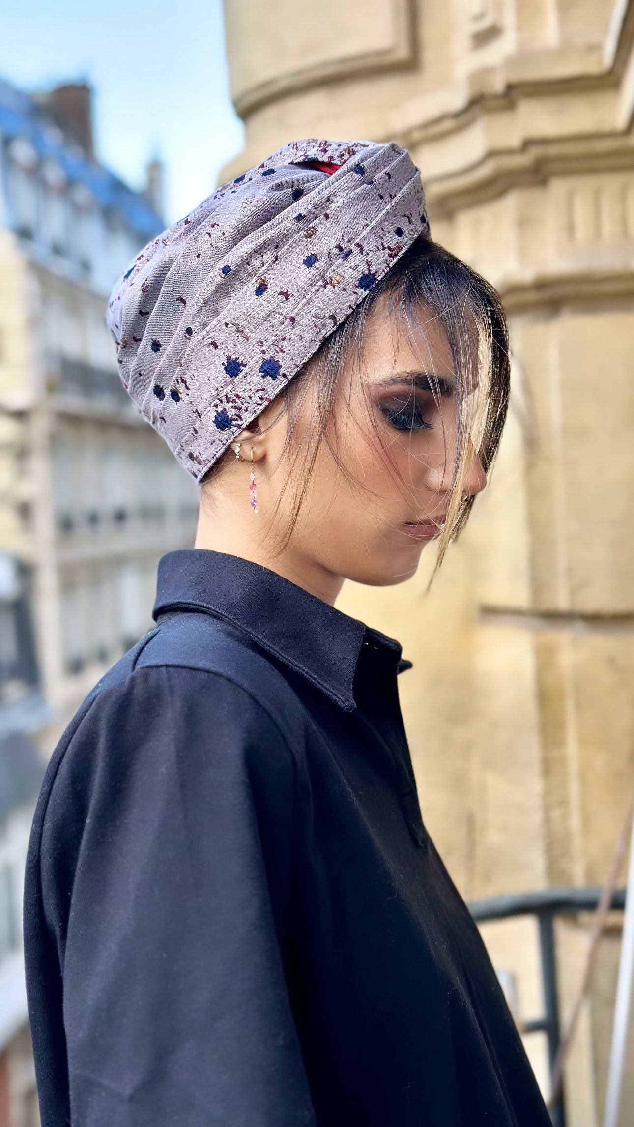 Turban Brocard Argent Tacheté Bleu et Bordeaux