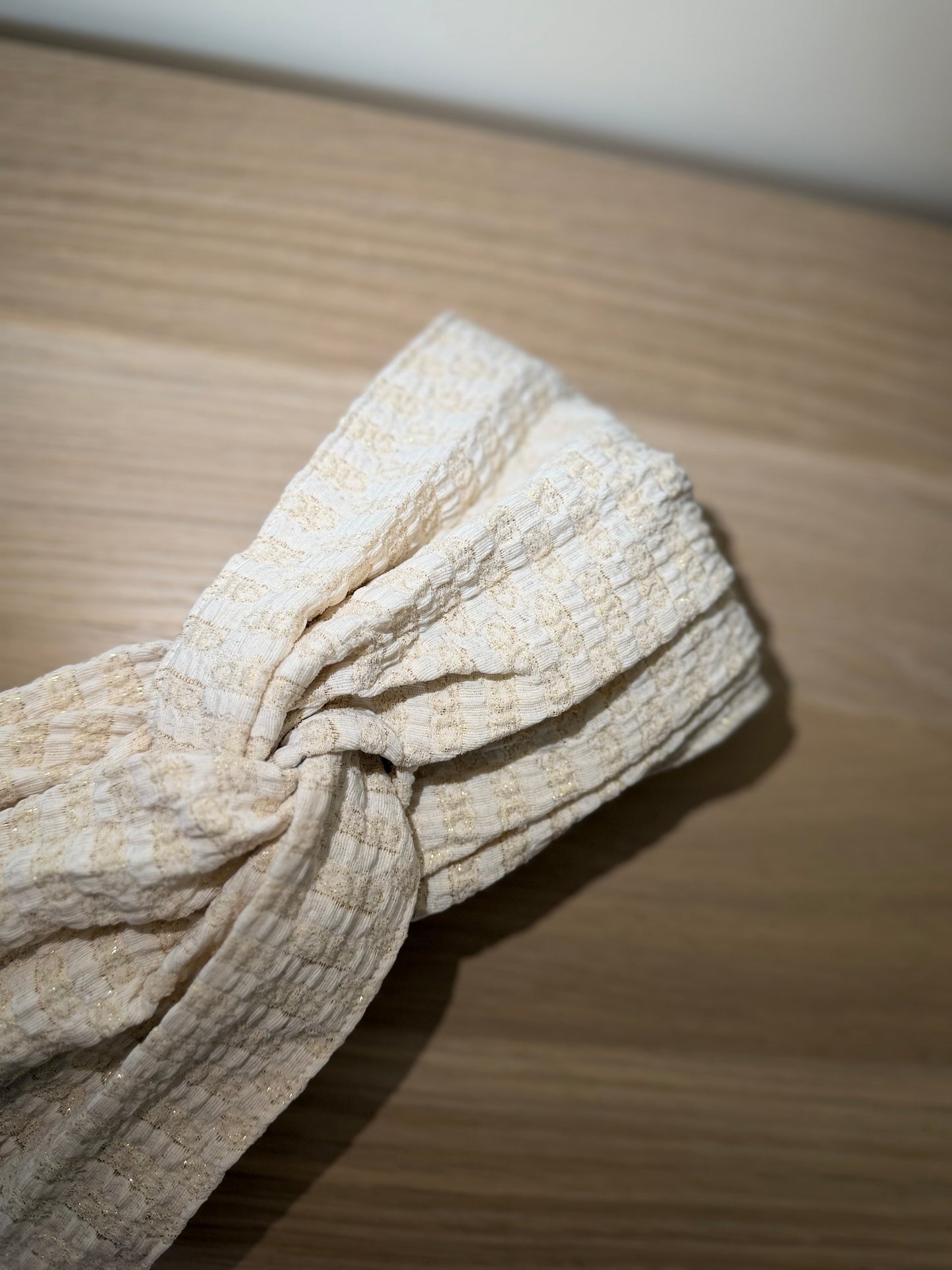 Turban beige et dore