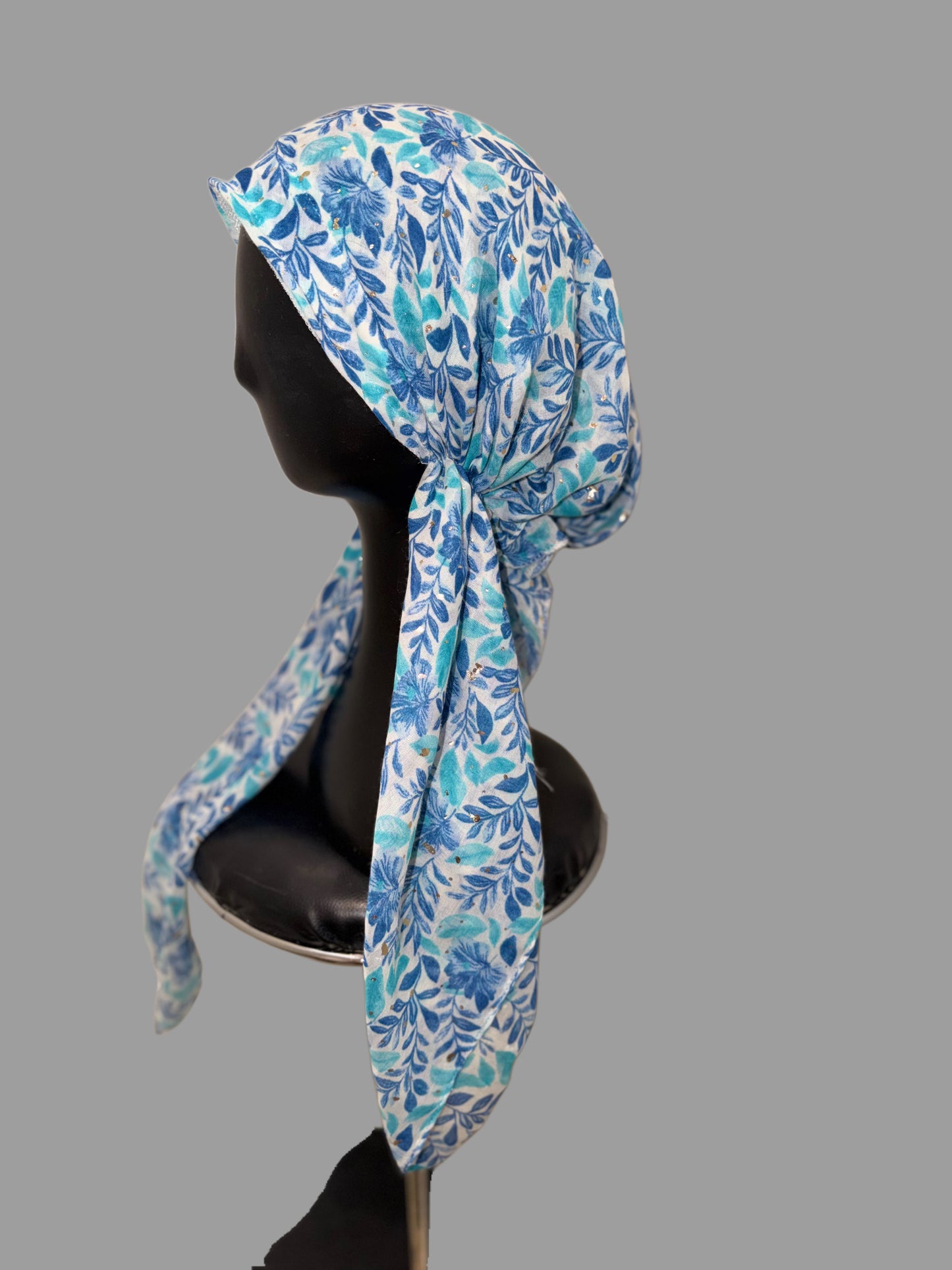 Foulard pré-noué bleu floral