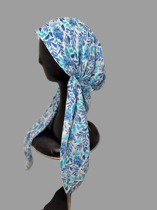 Foulard pré-noué bleu floral