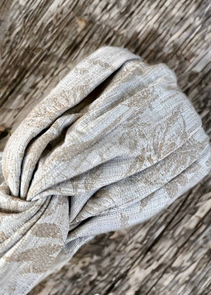 Turban Écru et Beige motif feuillage