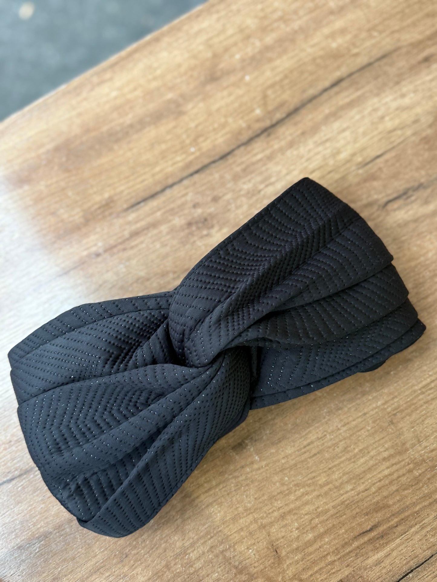 Turban Noir 3D motif Noir