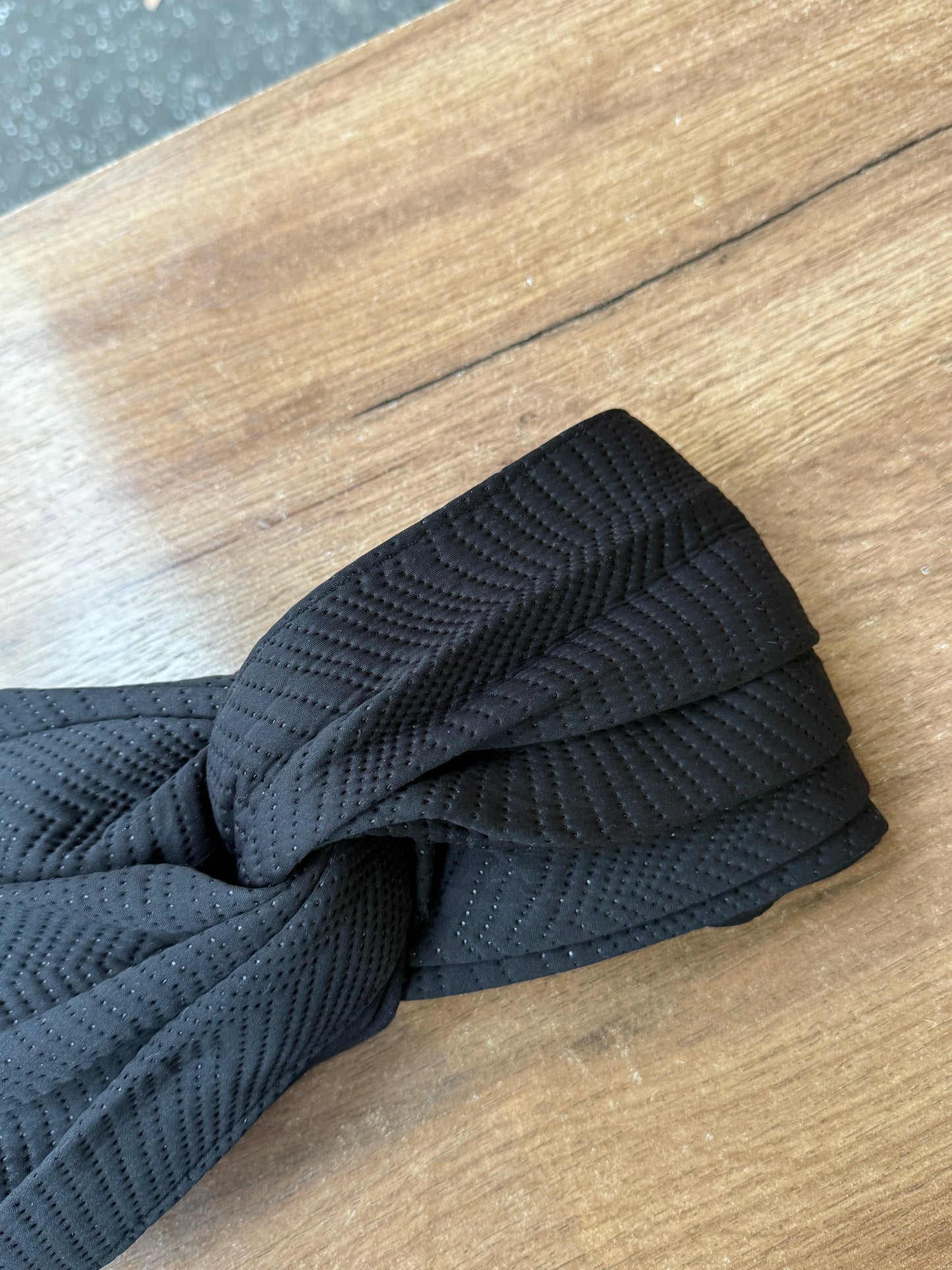 Turban Noir 3D motif Noir